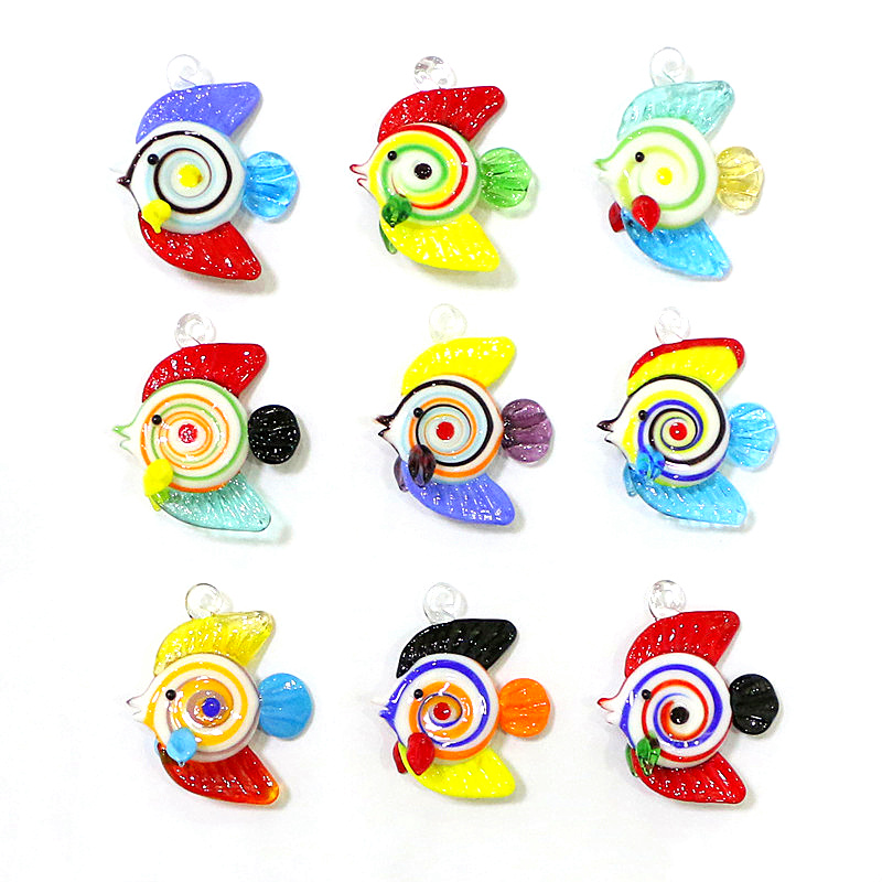 Marine Aquarium Europe - Bunte Miniatur-Anhänger aus tropischer Fisch glas,